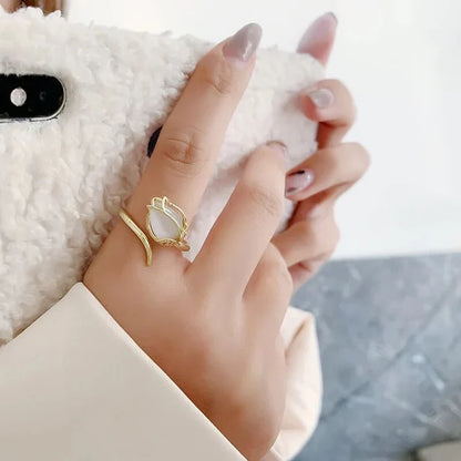 Anillo Tulipán – Elegancia en cada detalle